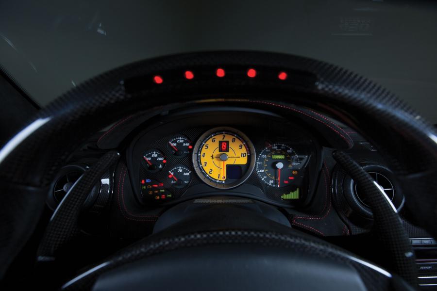Панель приборов Ferrari 430 Scuderia 2007 года  (NA) (фото 19 из 42)